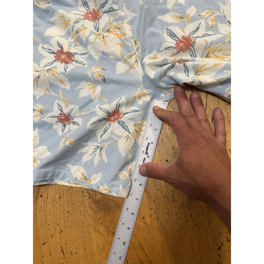 Faherty Mens Swim Trunks Size 34 Floral Hawaiian Swim Surf Pockets Board Shorts